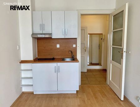 Pronájem bytu 1+kk 24 m² - Photo 3