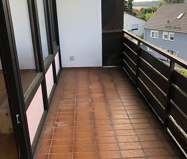Großzügige, helle und schöne 1 Zimmer-Wohnung mit Balkon in Fernwald-Annerod, Hinter der Platte 2 - Foto 1