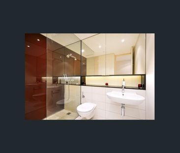 Unfurnished one bedroom suite available in Lumiere Residences. - Photo 2