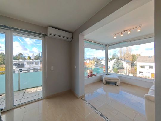 In absoluter Ruhelage bei der alten Donau, komplett möbliert - Photo 1