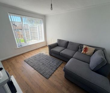 2 bedroom end of terrace house to rent - Photo 1