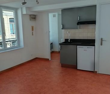 Location Appartement 2 pièces 27m² ST OMER 62500 - Photo 4