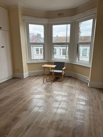 Studio Flat, Wightman Road, N4 - Photo 4