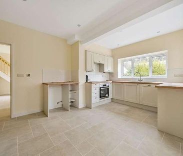 Bladon, Woodstock, OX20 - Photo 2