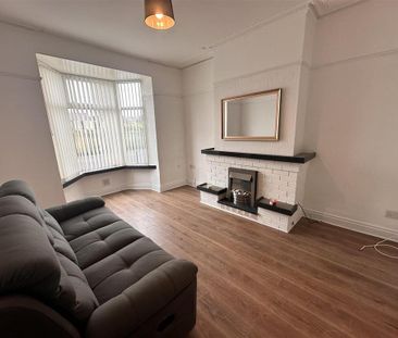 3 bedroom end of terrace house to rent - Photo 4