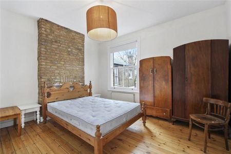 2 bedroom maisonette to rent - Photo 2