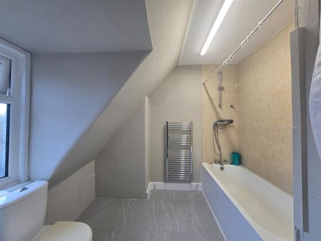 96 Beulah Road, Thornton Heath CR7, London - Photo 4