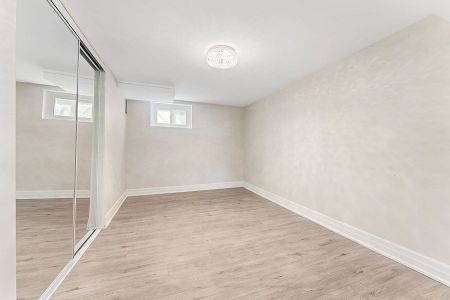 For Lease - 162 Queen Street Unit# Basement, Newmarket, Ontario - Photo 4