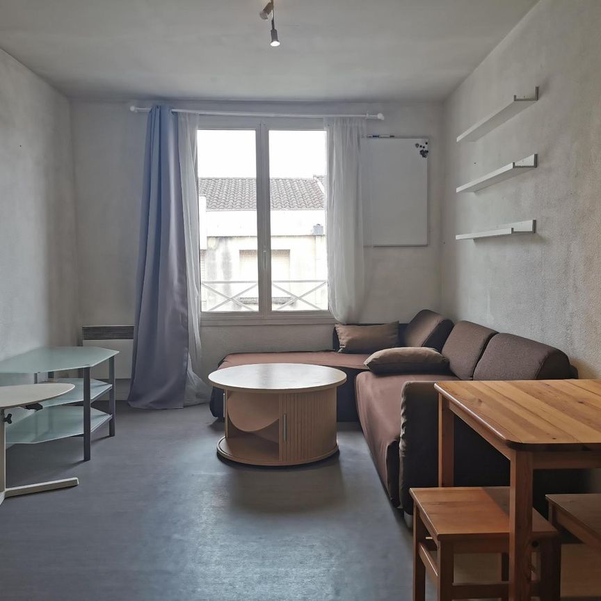 Location Appartement 2 pièces 44m² BORDEAUX 33000 - Photo 1