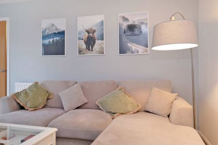 2 Bed Flat, Hammerman Drive, AB24 - Photo 2