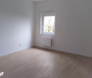 MAISON DE PLAIN PIED ENTIEREMENT RENOVEE - Photo 3