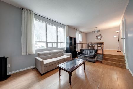 For Lease - 62 Courville Coach Way, Toronto, Ontario - Photo 4