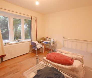 5 bedroom semi-detached house to rent - Photo 4