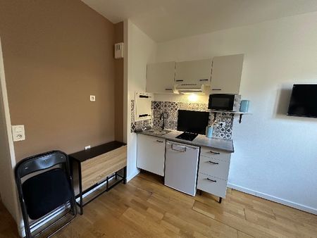 Location Appartement 1 pièce 20m² BOIS LE ROI 77590 - Photo 2