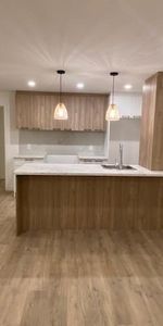 MAGNIFIQUE BACHELOR 3 ½ NEUF / 5 ÉLECTROMENAGERS NEUFS FOURNIS - Photo 3