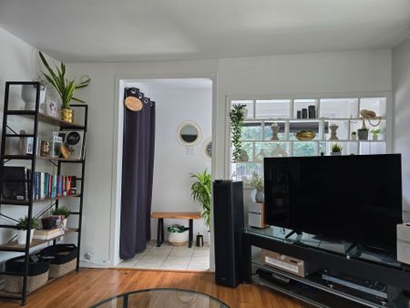 For Lease - 1109 Caven Street Unit# Main, Mississauga, Ontario - Photo 4