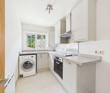 Berwick Road, Marlow, Buckinghamshire, SL7 - Photo 1