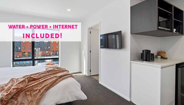 WATER, POWER + INTERNET ALL INCLUDED! - Photo 1