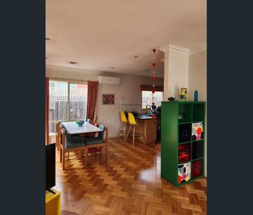 Furnished 2BR Unit | Short-Term Lease | Quiet Rear Position + Parking - Photo 3