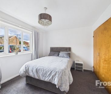 Old Fives Court, Burnham, Bucks,SL1 - Photo 3