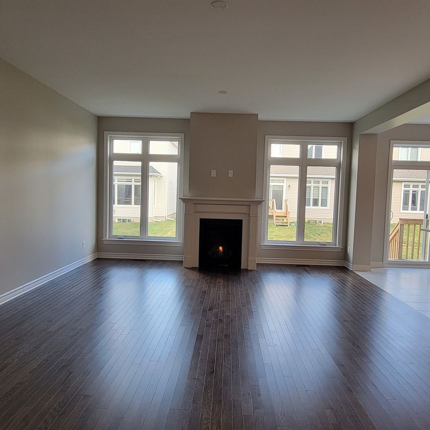 UpperLevel-1347 Grayson Dr, Kingston, ON K7M 0H3 - Photo 1