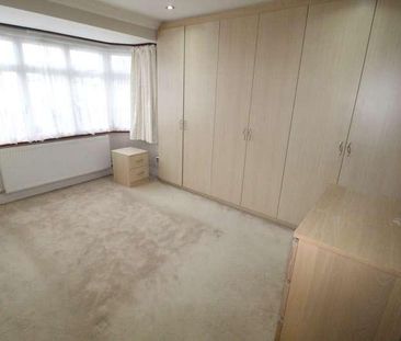 Turner Road, Edgware, HA8 - Photo 6