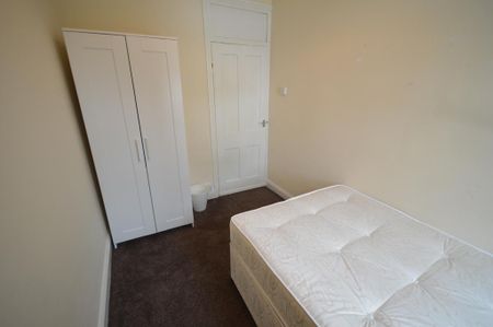 3 bedroom flat to rent - Photo 5