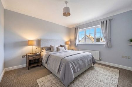 Brocks Mead, CM6, Dunmow - Photo 4