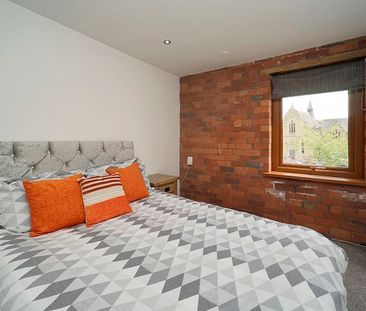 Cross Chapel Street, Leeds - Photo 6