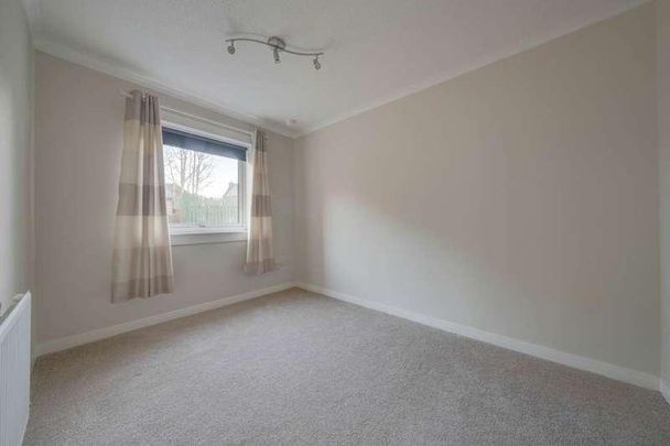 Bevan Grove, Johnstone, PA5 - Photo 1