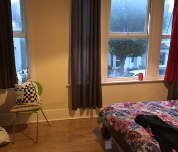 5 Bed Terraced House, Glenwood Road, N15 - Photo 3