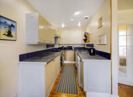 2 bedroom terraced house to rent - Photo 5