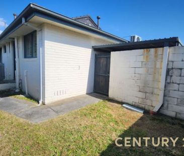 2-Bedroom Gem for Rent in the Heart of Dandenong - Photo 4