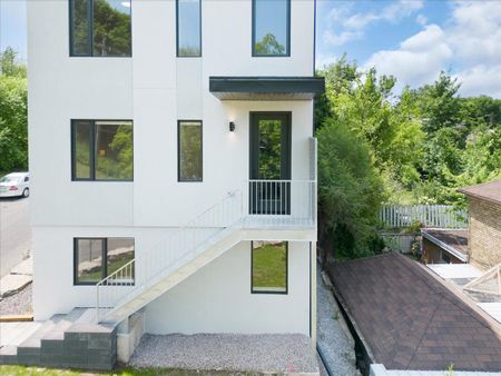 For Lease - 10 Summit Avenue Unit# 3, Toronto, Ontario - Photo 5