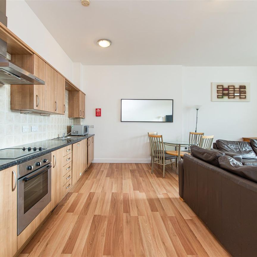 City Apartments, Northumberland Street, Newcastle Upon Tyne - Photo 1