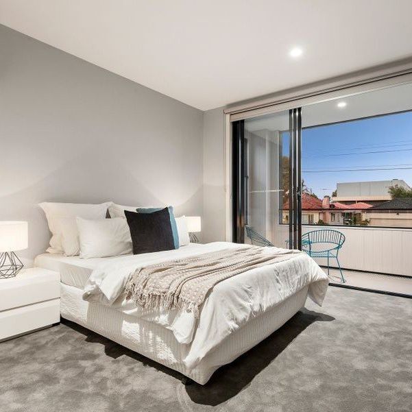 Modern Family Living - Photo 1