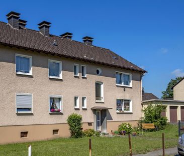 Schöne 3-Zimmer-Wohnung im 1. Obergeschoß in Hagen Vorhalle! - Photo 1