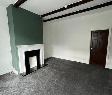 2 bedroom end of terrace house to rent - Photo 1