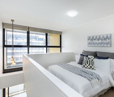 Live the Loft Lifestyle in the heart of Alexandria - Photo 2