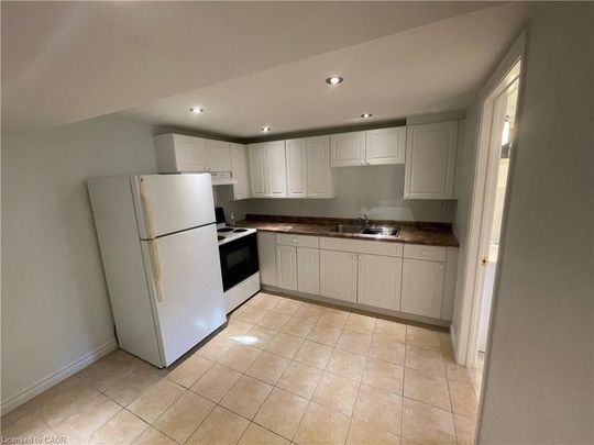 For Lease - 26 Stewart Avenue Unit# Lower, Thorold, Ontario - Photo 1