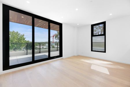 Premium Brand New Two Bedroom Apartment - Photo 4