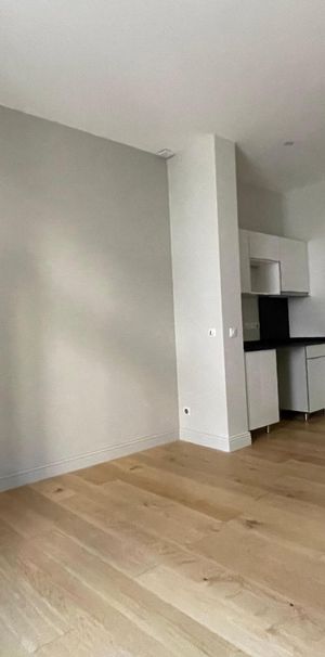 Location Appartement 1 pièce 23m² NARBONNE 11100 - Photo 1