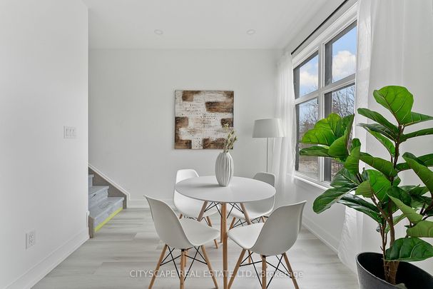 For Lease - 587 Oakwood Avenue Unit# 3 (Upper), Toronto, Ontario - Photo 1