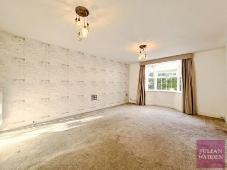 4 bedroom detached house to rent - Photo 3
