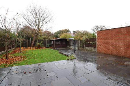 2 bedroom semi-detached house to rent - Photo 5