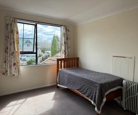 12 Cunliffe Road - Photo 4