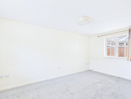 3 bedroom semi-detached house to rent - Photo 5