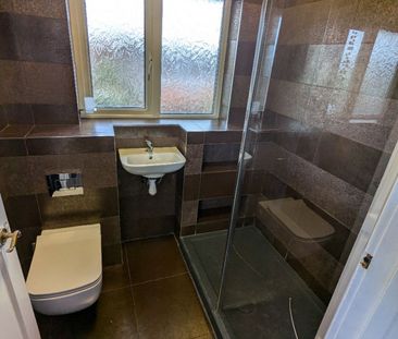 St. Clares Avenue, Fulwood, Preston - Photo 4