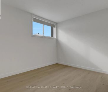 1 - 137 MARQUETTE AVENUE - Photo 3