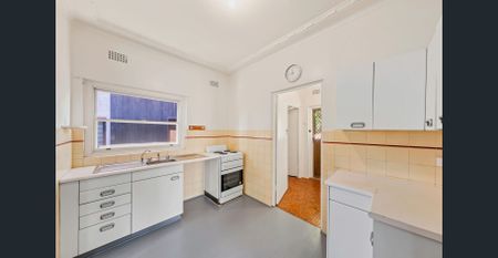 Well Presented Home - Photo 2